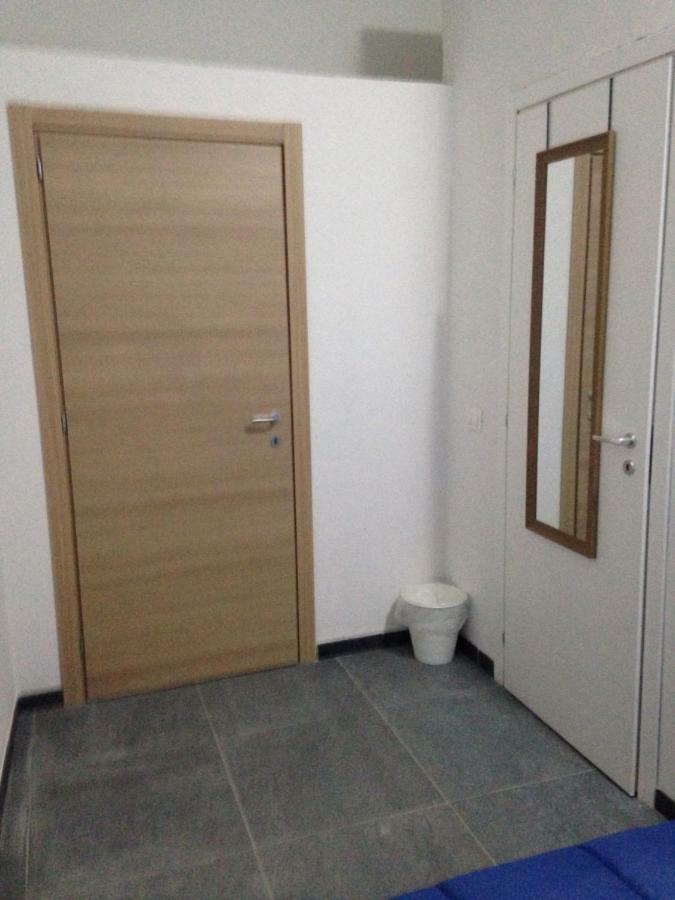 Domus 19 Hotel Napels Buitenkant foto